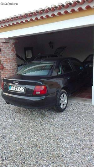 Audi A Outubro/96 - à venda - Ligeiros Passageiros,