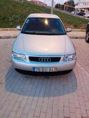 Audi A3 sport Janeiro/98 - à venda - Ligeiros Passageiros,