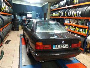 BMW 525 E34 Março/92 - à venda - Ligeiros Passageiros,