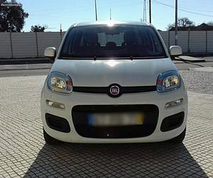 Fiat Panda 1.2 Lounge Março/16 - à venda - Ligeiros