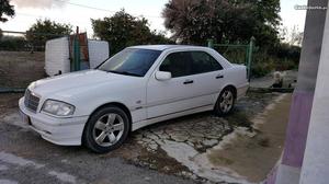 Mercedes-Benz C 200 c220 disel Setembro/98 - à venda -