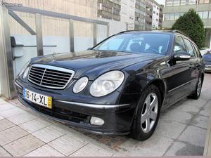 Mercedes-Benz E 270 CDI AVANTGARDE Maio/04 - à venda -
