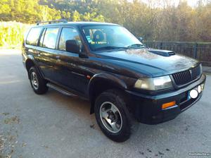 Mitsubishi Pajero 2.5 T. INTERCOLLER Outubro/99 - à venda -