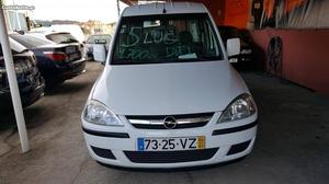 Opel Combo Tour 1.7 DTi Janeiro/04 - à venda - Ligeiros