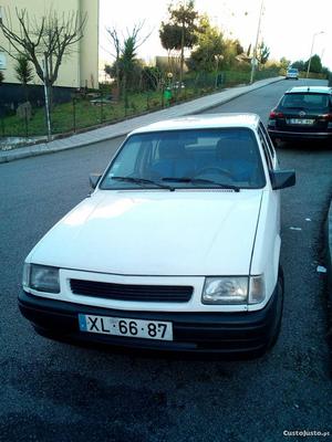 Opel Corsa A 1.5D Junho/91 - à venda - Ligeiros