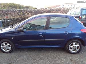 Peugeot 206 XR 1.9 D Outubro/98 - à venda - Ligeiros