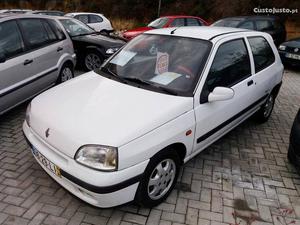Renault Clio 1.9 D Manager Junho/98 - à venda - Ligeiros