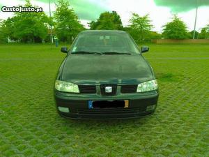 Seat Ibiza 1.0MPI Abril/00 - à venda - Ligeiros