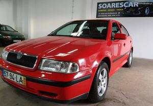 Skoda Octavia 1.6 c/NOVO 138mil km Abril/98 - à venda -