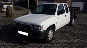 Toyota Hilux 2.4D 4Lug Janeiro/00 - à venda - Pick-up/