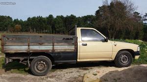 Toyota Hilux 4x2 - 3 lugares Junho/92 - à venda - Pick-up/