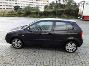VW Polo 1.4 tdi highline Abril/02 - à venda - Ligeiros
