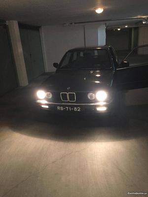 BMW 318 BMW 318i COUPE  Outubro/83 - à venda - Ligeiros