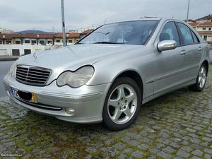 Mercedes-Benz C 220 cdi Avantgard Janeiro/01 - à venda -