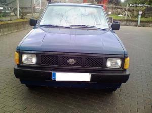 Nissan Pick Up D21SFA 2.5D Abril/90 - à venda - Pick-up/