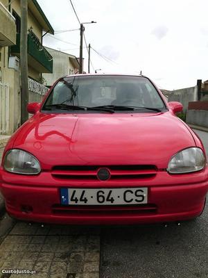 Opel Corsa 1.4 Si sport Outubro/93 - à venda - Ligeiros