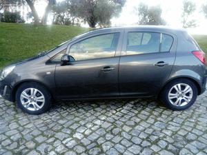 Opel Corsa Enjoy 1.2 Maio/12 - à venda - Ligeiros