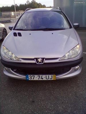 Peugeot  gasolina SW Dezembro/02 - à venda -