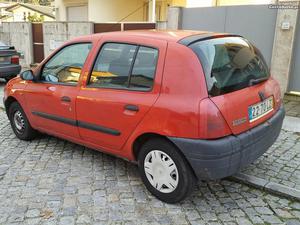 Renault Clio 1.2 5p Outubro/98 - à venda - Ligeiros