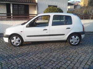 Renault Clio 1.2 RX AC Setembro/00 - à venda - Ligeiros