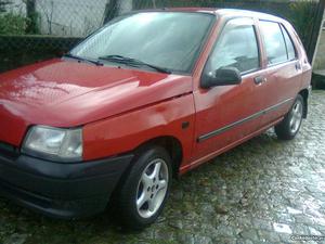 Renault Clio 12 5lugares Dezembro/91 - à venda - Ligeiros