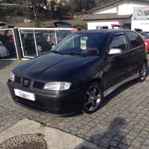 Seat Ibiza Julho/00 - à venda - Comerciais / Van, Braga -