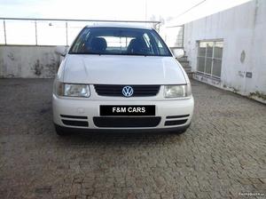 VW Polo  Maio/95 - à venda - Ligeiros Passageiros,