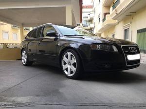 Audi A4 3.0 tdi Tiptronic Abril/05 - à venda - Ligeiros