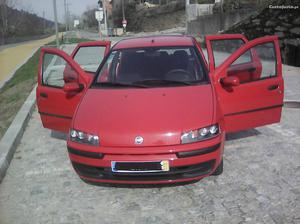 Fiat Punto 1.2 como novo Fevereiro/02 - à venda - Ligeiros