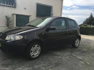 Fiat Punto Van 1.3 Mjet Janeiro/05 - à venda - Ligeiros