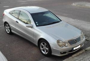 Mercedes-Benz C 180 sport coupé Dezembro/04 - à venda -