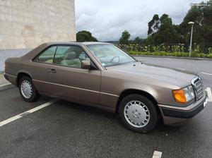 Mercedes-Benz E 230 CE Coupé Janeiro/90 - à venda -