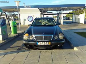 Mercedes-Benz E 270 CDI Setembro/00 - à venda - Ligeiros