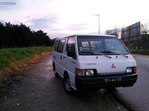 Mitsubishi LD 9 lugares Dezembro/88 - à venda -