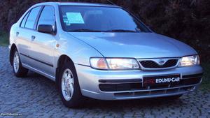 Nissan Almera 1.4 S c/ D/A e A/C Julho/97 - à venda -