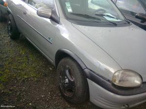 Opel Corsa 15td Maio/97 - à venda - Ligeiros Passageiros,