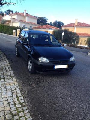 Opel Corsa v 100 anos Janeiro/00 - à venda - Ligeiros