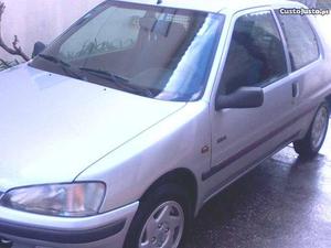 Peugeot 106 xra Outubro/98 - à venda - Comerciais / Van,