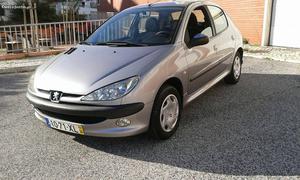 Peugeot 206 xr Maio/04 - à venda - Ligeiros Passageiros,