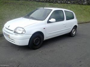 Renault Clio  dci acei reto Maio/01 - à venda -