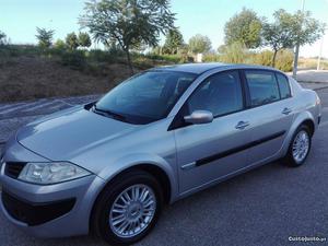 Renault Mégane 1.5Dci Privilege Março/07 - à venda -