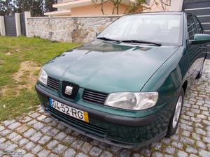 Seat Ibiza ano  bom preço Março/01 - à venda -