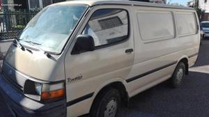 Toyota HiAce Misto Agosto/92 - à venda - Ligeiros