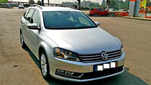 VW Passat 2.0 TDi140Confort Fevereiro/12 - à venda -