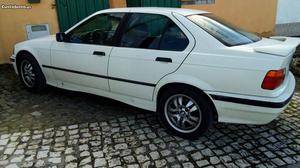 BMW 318 GPL Fevereiro/92 - à venda - Ligeiros Passageiros,