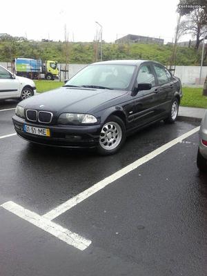 BMW 318 executivo Novembro/98 - à venda - Ligeiros