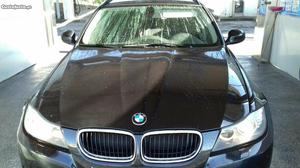 BMW 318 xenon gps Fevereiro/12 - à venda - Ligeiros