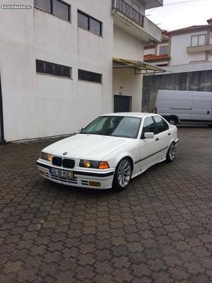 BMW 325 e36 Dezembro/92 - à venda - Ligeiros Passageiros,