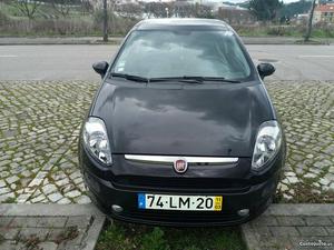 Fiat Grande Punto EVO 90cv 6vel Março/11 - à venda -