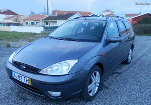 Ford Focus 1.8 tdci 115 Abril/02 - à venda - Ligeiros